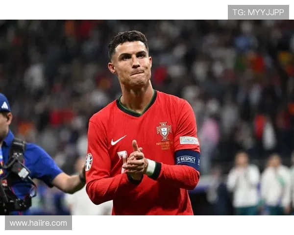 C罗世界杯参赛几届历程与辉煌瞬间全解析及其对葡萄牙足球影响探讨